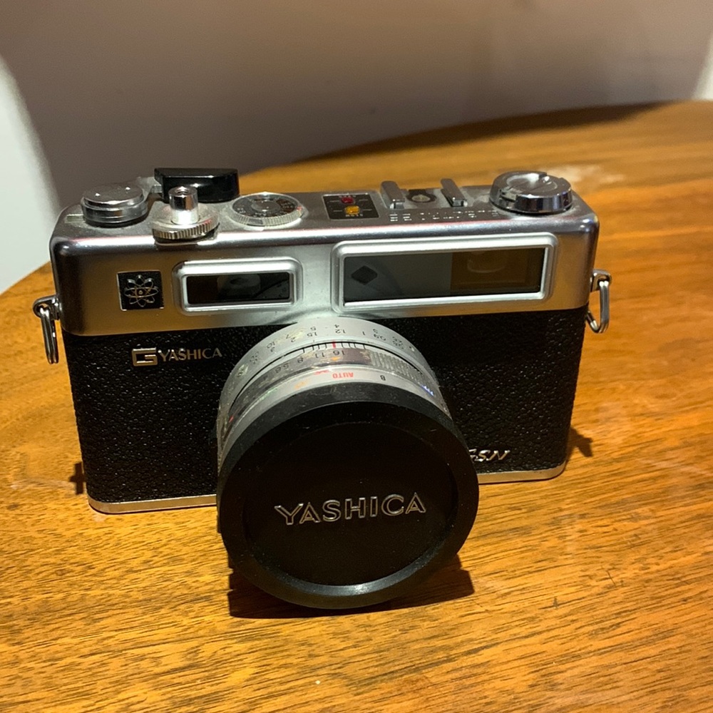 Yashica GSN Electro 35 w/1.7 45 mm